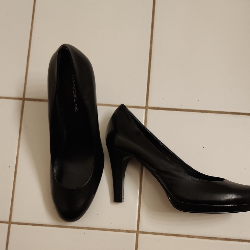 Bandolino Black High Heel Pumps with Stiletto
